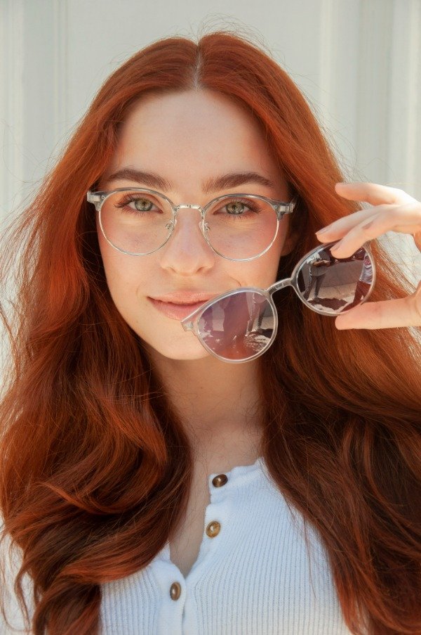 Armazón Camila Gris de Opticool